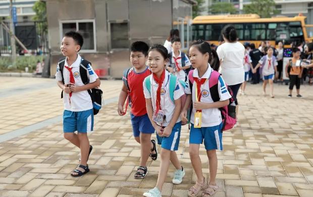 南沙區原民辦教師最新公示情況揭秘，科技重塑教育篇章