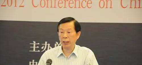 重鋼董榮華最新動態(tài)，小巷中的隱藏美食寶藏揭秘