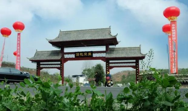 賈家鎮最新動工項目揭秘，小巷特色小店崛起之路